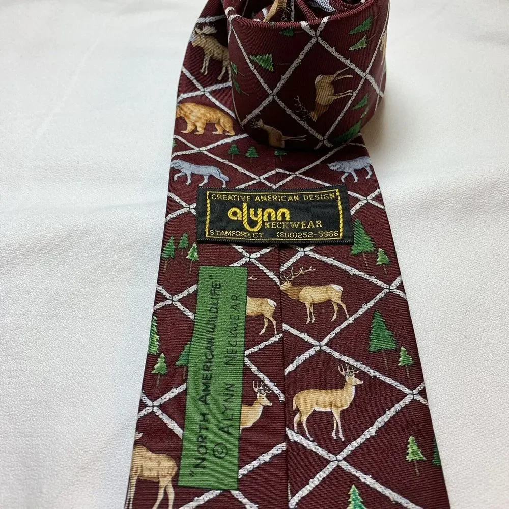 Alynn Neckwear North American Wildlife Necktie Tie Silk USA Bear Wolf Moose Deer